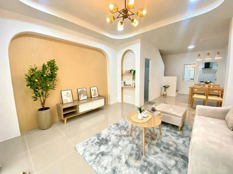 รูป ทาวน์โฮมมือสอง รีโนเวทใหม่ มบ.โกลเด้นเพลส ใกล้เครือสหพัฒน์ ศรีราชา - รูปที่ 2/16