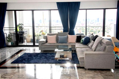 Condos for rent Central Pinklao : 3-BR Condo at Thana Tower near MRT Bang Yi Khan (ID 2002044)