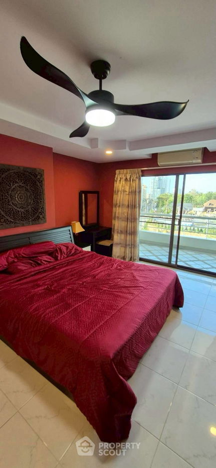 picture 1-BR Condo at Pattaya Hill Resort close to Phratamnak (ID 2534659) - 4/18