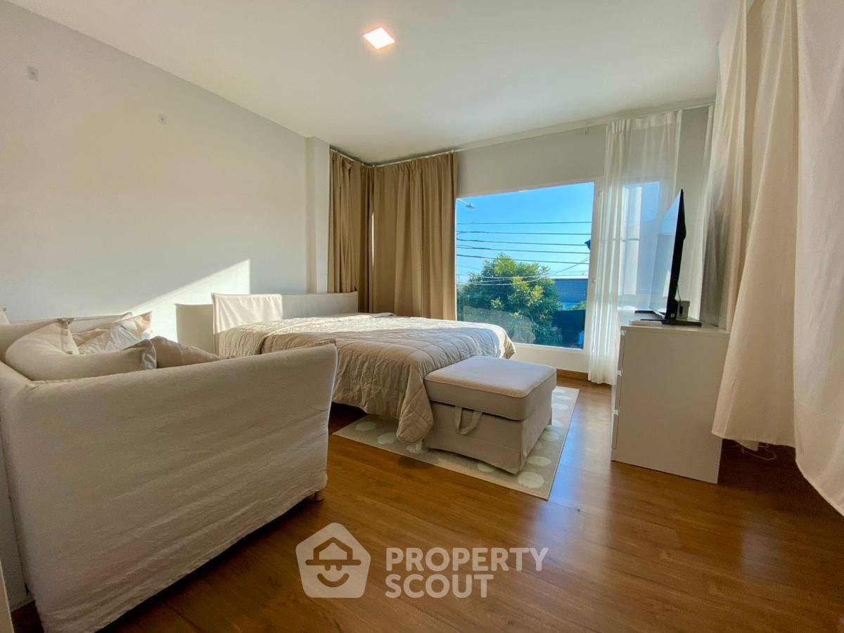 picture 3-BR Semi-detached House at Grande Pleno Mega Bangna in Bang Phli Yai (ID 2462251) - 37/37