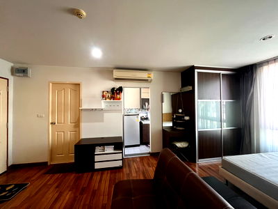 Condos for rent Intramara Road : [For rent] Condo Atrium Phahon-Sutthisan (Soi Inthamara 4) Tel. 098-9426141