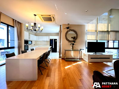 Houses for rent Thailand Cultural Centre  : Single house for rent, Parc Priva – 4 bedrooms, near expressway, Central Rama 9, international school