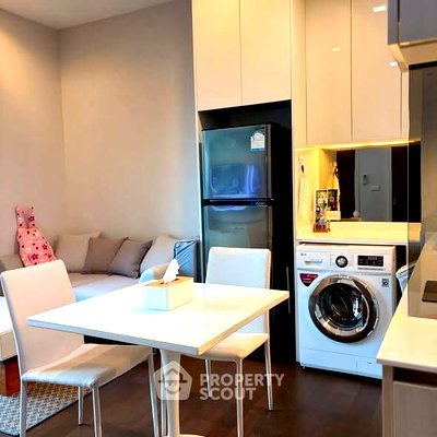 Condos for rent : High-Floor 1-BR 39 Sqm Q Asoké, Near MRT Phetchaburi (100m) (ID 2535893)