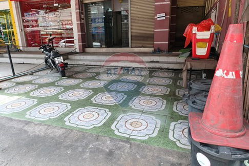 [920071087-32] "อาคารพาณิชย์ 4 ชั้นหลังมุมย่านมีนบุรี: โอกาสลงทุนแห่งศตวรรษ"