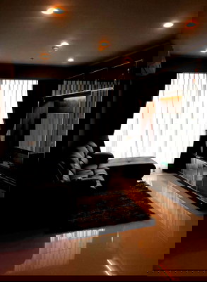 Condos for rent :  Supalai Prima.               Riva 