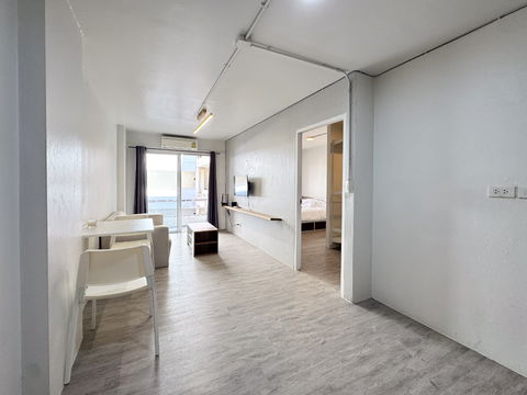 ขายด่วน❗️❗️ 1 ห้องนอน 1 ห้องน้ำ รีโนเวทใหม่ทั้งห้อง ทำเลทองย่านจตุจักร