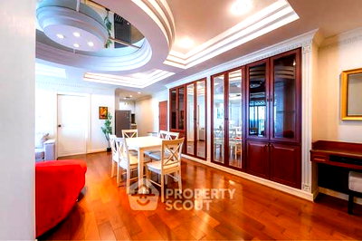 คอนโดให้เช่า : คอนโด 3-ห้องนอน ที่ มอนเทอเรย์ เพลส สุขุมวิท 16 ใกล้ MRT ศูนย์การประชุมแห่งชาติสิริกิติ์ (ID 2535518)