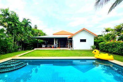 Houses for rent Hua Hin Prachaubkirikhan : [920601001-831] Villa Vista, 3 Bed 2 Bath in Hua Hin 126, Khao Tao For Rent