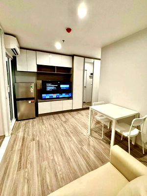 คอนโดให้เช่า : รีเจ้นท์โฮม บางนา 1B1B ชั้น 25 ตึก A ขนาด 28 ตร.ม เช่า 10,000 บาท/เดือน Ready to move in