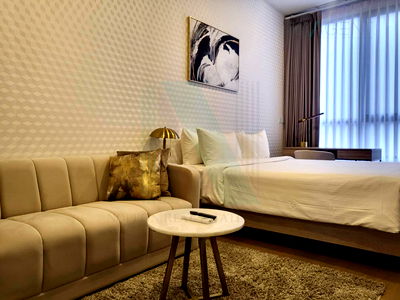 คอนโดให้เช่า : ให้เช่าคอนโด พาร์ค ออริจิ้น พญาไท อาคาร 1 ชั้น 27 สตูดิโอ ขนาด 25 ตรม ใกล้ เซ็นจูรี่ มอลล์