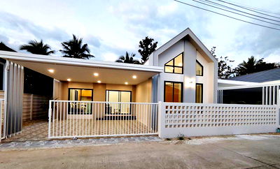 Houses for sale Chiang Mai Provincial Land Transport Office : For Sale: Saraphi House – Near the Electricity Authority Newly built Nordic-style detached house – last unit available (ID:725HS)