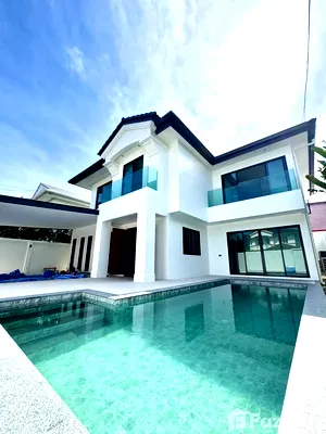 บ้านเดี่ยว ถนนเจ้าฟ้าตะวันตก ภูเก็ต : Luxury 2-Storey Villa with Private Swimming Pool – L&H 5962958