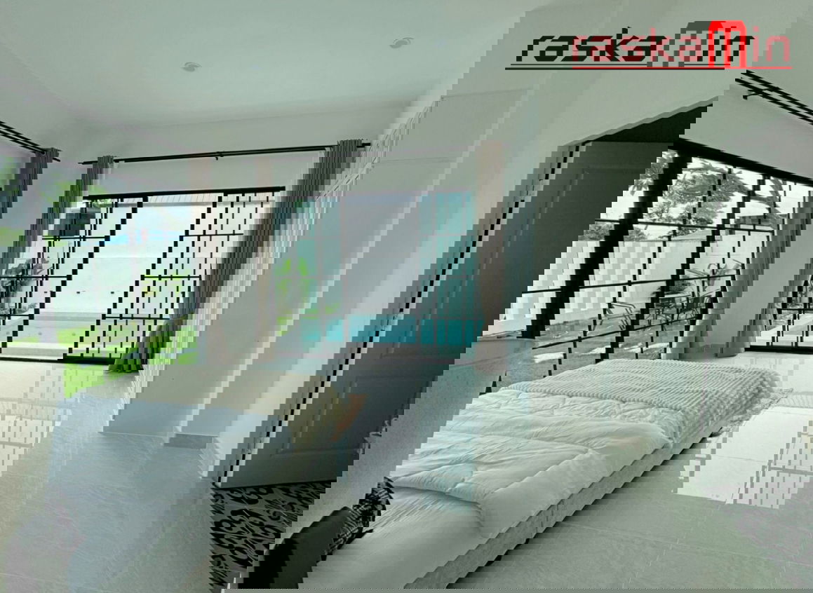 รูป KT0123📲LineID @556ryccg🚵Pool Villa ใกล้สวนสุขภาพหนองปรือ 3ห้องนอน 64ตรว🏊พร้อมสระว่ายน้ำ🌷สวน🪑เฟอร์นิเจอร์ - รูปที่ 4/13