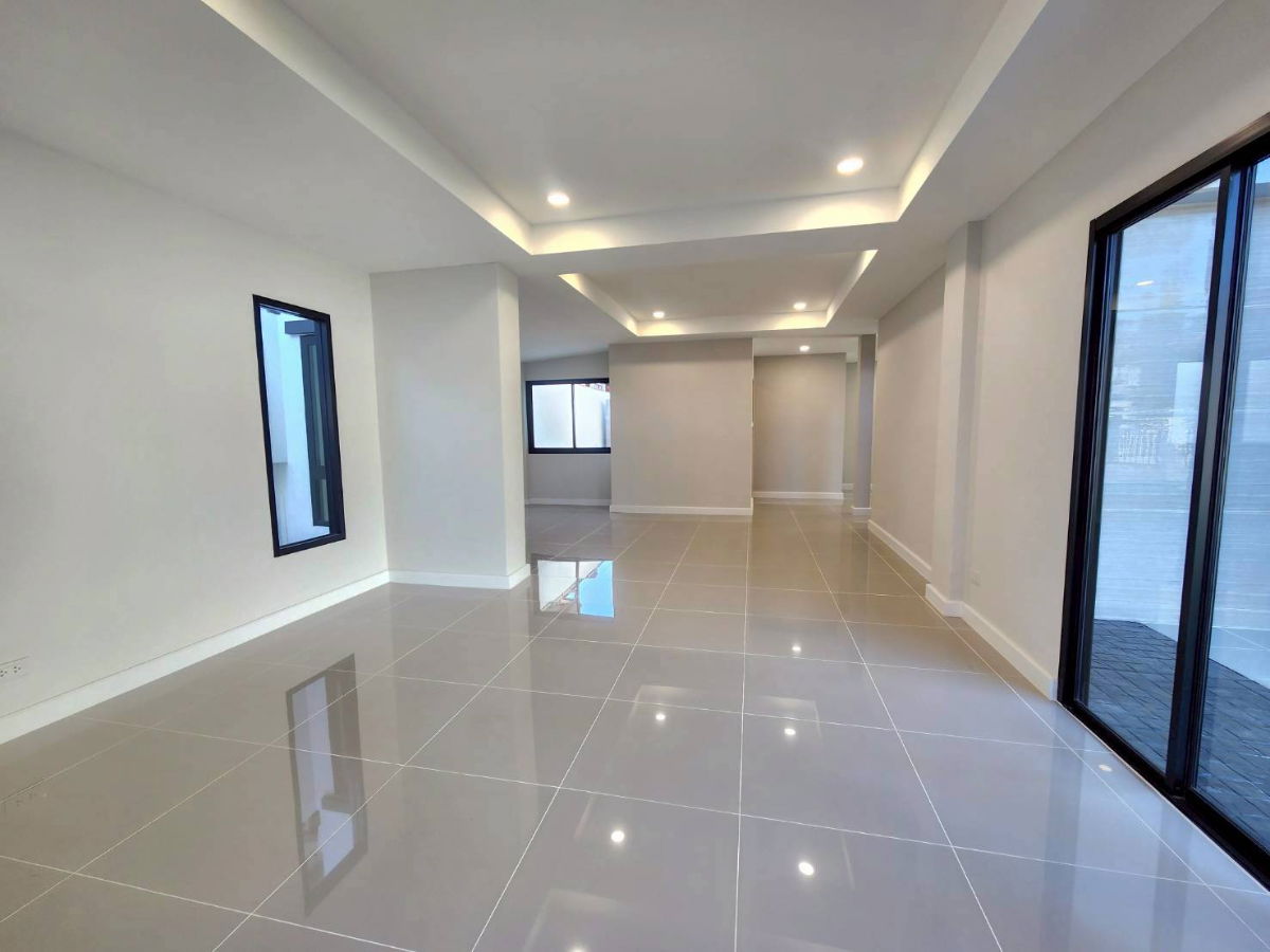 รูป ขายบ้านมือสองตกแต่งใหม่ โครงการ มณียา มาสเตอร์พีซ รัตนาธิเบศร์ (Mameeya Masterpiece Rattanathibet) ใกล้เซ็นทรัล รัตนาธิเบศร์ และเซ็นทรัล เวสต์เกต - รูปที่ 4/20