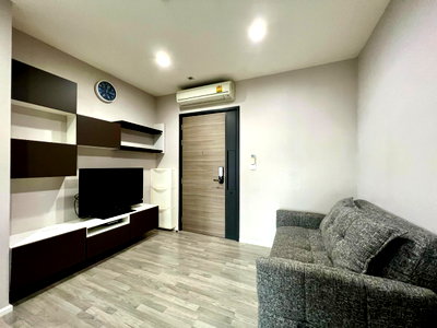 คอนโดให้เช่า : คอนโด The Room Sathorn – St. Louis ทำเลใจกลางสาทร ใกล้ BTS เซนต์หลุยส์ เดินทางสะดวก