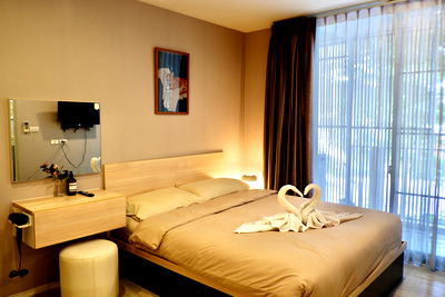 Condos for rent 700 Year Sports Arena Chiang Mai : Condo for rent in the heart of Nimman, short-term and long-term stays. Available from January 15.