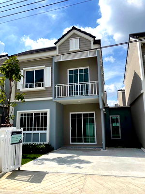 Twin houses for sale Market Village Suvarnaphumi :  For Sale Twin House The Village Bangna–Wongwaen 4 