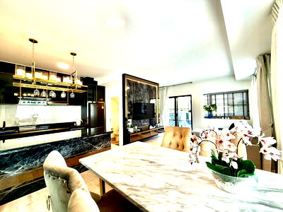 ทาวน์โฮมให้เช่า : ให้เช่า Indy 5 บางนา กม.7 (บ้านหัวมุม ใกล้สโมสร แต่งสวยพร้อมอยู่)