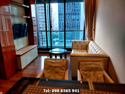 ขายคอนโด : For Sales : The Address Sukhumvit 28   Fully furnished one- bedroom unit on high floor at 8,600,000THB 