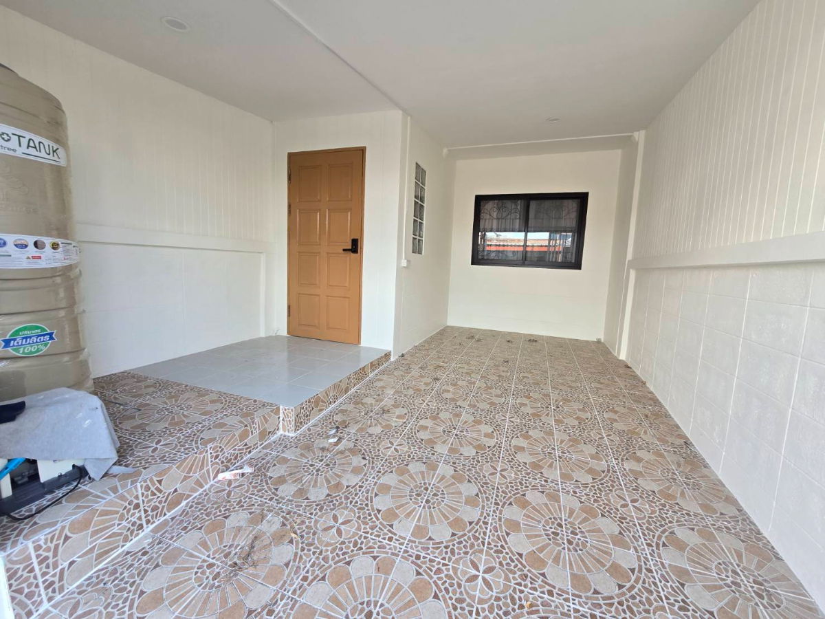 รูป ทาวน์เฮ้าส์ รีโนเวทใหม่ หมู่บ้าน ธันยพฤกษ์ สุวินทวงศ์ ซ.4 ซอยผดุงพันธ์ 11 ถนนสุวินทวงศ์ หนองจอก เฟอร์นิเจอร์พร้อมเข้าอยู่ - รูปที่ 3/27