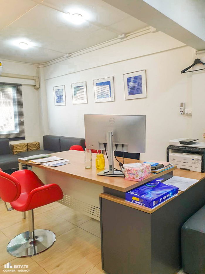 รูป ขายด่วน โฮมออฟฟิศ 3.5 ชั้น ออฟฟิต สำนักงานตกแต่งสวย ทำเลดี ใกล้สถานีรถไฟฟ้าคูคต ราคาพิเศษ - รูปที่ 6/15