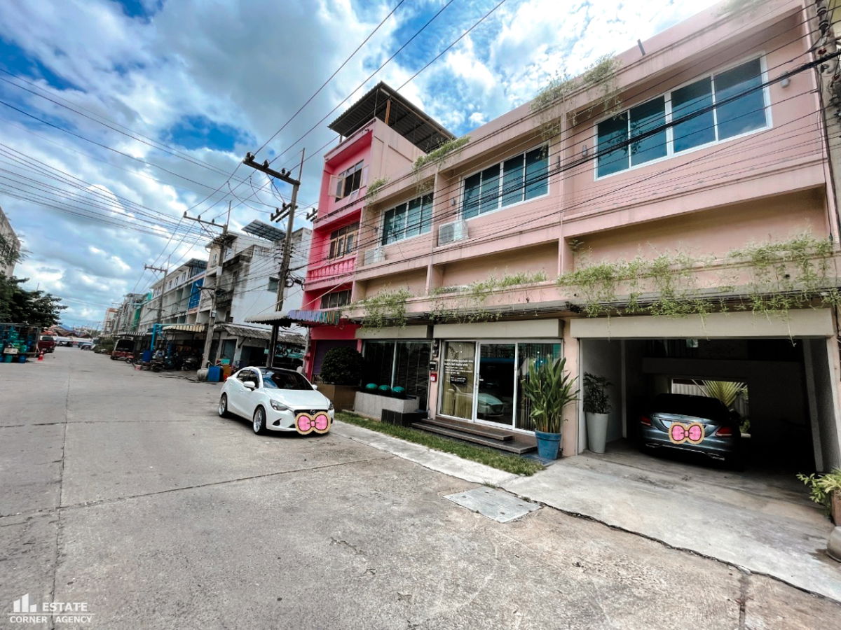 รูป ขายด่วน โฮมออฟฟิศ 3.5 ชั้น ออฟฟิต สำนักงานตกแต่งสวย ทำเลดี ใกล้สถานีรถไฟฟ้าคูคต ราคาพิเศษ - รูปที่ 7/15