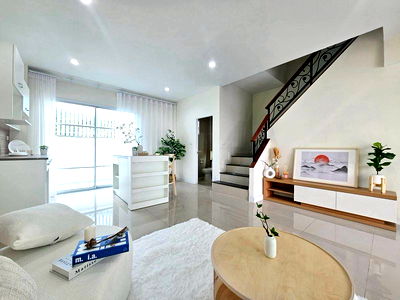 ทาวน์โฮม ถนนกำนันแม้น : ขายทาวน์โฮม 3 ชั้น เดอะ เบทโต้ เอกชัย–กัลปพฤกษ์ 