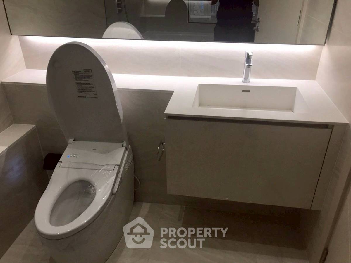 รูป คอนโด 2-ห้องนอน ที่ เดอะ สแตรนด์ ทองหล่อ ใกล้ BTS ทองหล่อ (ID 2537160) - รูปที่ 8/12