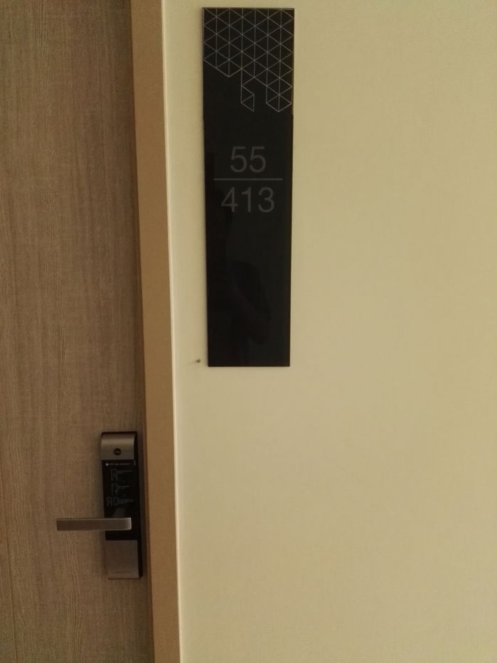 รูป ได้ค่าเช่าทันที : ขายพร้อมผู้เช่า คอนโด 33 ตรม. ชั้นสูง ใกล้ BTS ทองหล่อ - รูปที่ 2/19