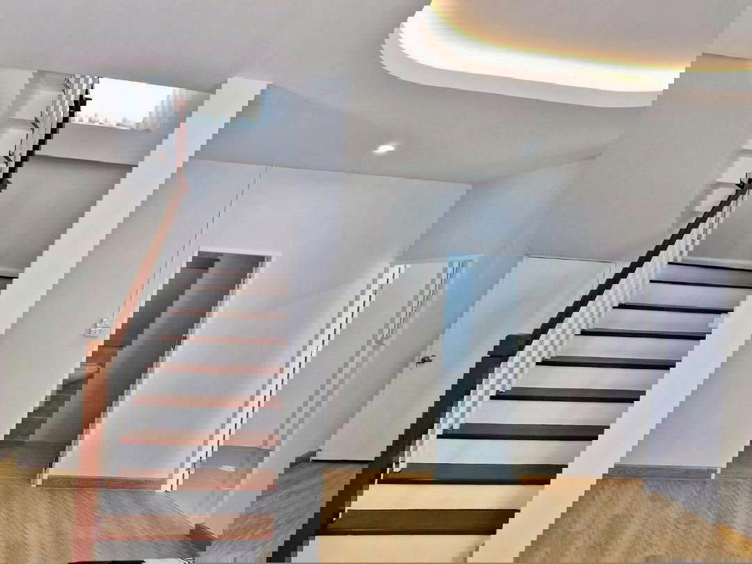 รูป บ้านแฝด 2 ชั้น สไตล์บ้านเดี่ยว รีโนเวทใหม่ | หมู่บ้านบุรีรมย์ รามอินทรา–ซาฟารีเวิลด์ | แถมเฟอร์นิเจอร์ | พร้อมเข้าอยู่ - รูปที่ 11/17