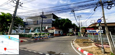 Townhouses for sale Bangkok : Townhouse only village located on Songprapa Road