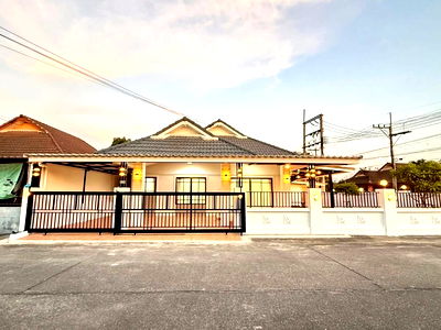 เช่าบ้านเดี่ยว ชลบุรี : ให้เช่าบ้านเดี่ยวหลังใหญ่ เนื้อที่เยอะ ม.แมกไม้ แหลมฉบัง ศรีราชา