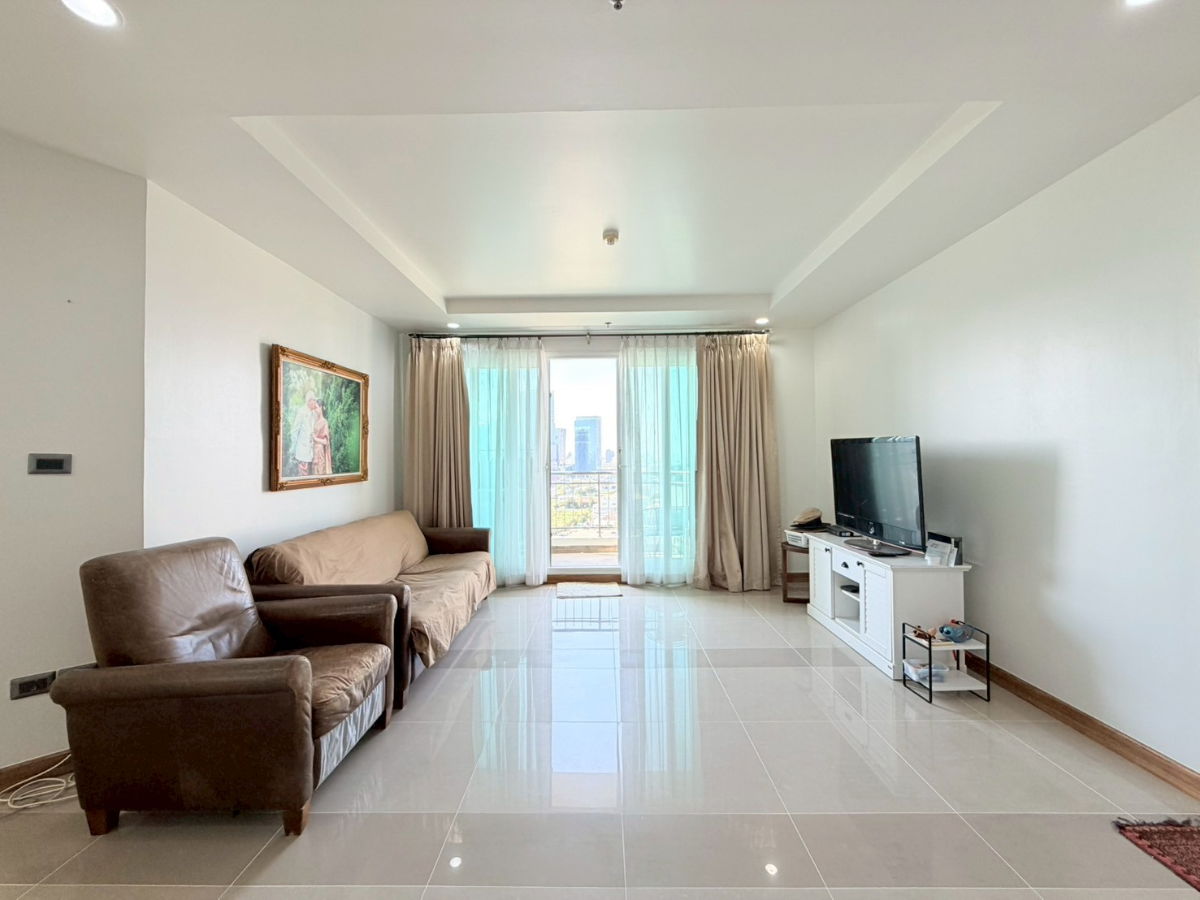 picture Condo for sale with parking space, Supalai Wellington, 3 bedrooms, 3 bathrooms, spacious units, ready to move in. - 3/18
