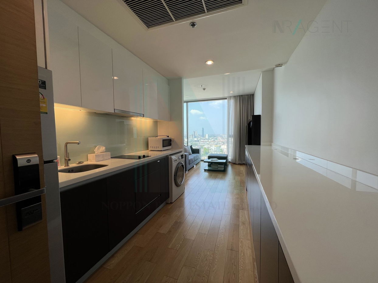 picture ð For Rent Condo THE BREEZE NARATHIWAS Building 1, Floor 26,1 bed room, Room size 45.00 sqm - 1/8