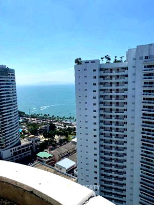 Condos for rent Thappraya Road : 1-BR Condo at Jomtien Complex Condotel close to Jomtien Beach (ID 2537146)