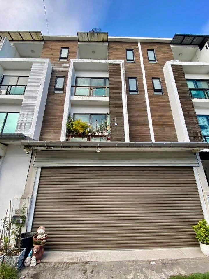 For Sale: 4-Storey Home Office at H2O Ram 2 – Suvarnabhumi Best Price in the Project | Prime Business Location on Ramkhamhaeng 2