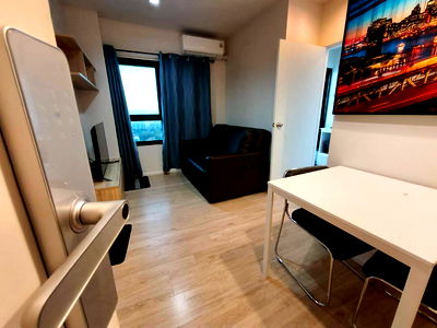 เช่าคอนโด เมืองเชียงใหม่ เชียงใหม่ : ให้เช่า Escent Condo ชั้นสูง  เซ็นทรัลเฟส มีรถ รับ-ส่ง ไปเซ็นทรัลทุกชั่วโมง