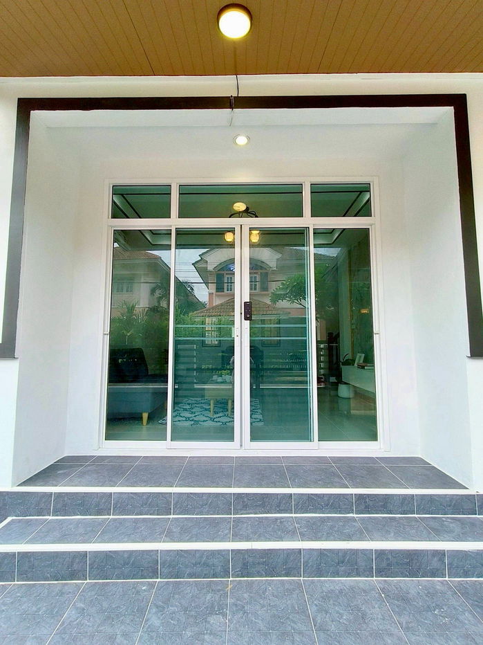 รูป บ้านแฝด 2 ชั้น สไตล์บ้านเดี่ยว รีโนเวทใหม่ | หมู่บ้านบุรีรมย์ เลียบคลองสอง 23 | ราคาพิเศษ ฟรีโอน - รูปที่ 19/20