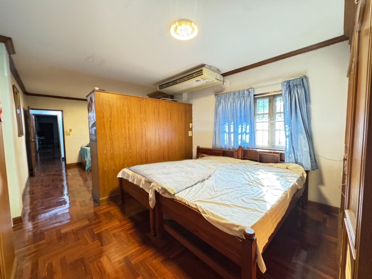 รูป ประเภท : บ้านเดี่ยว 81 ตารางวา 4ห้องนอน 3ห้องน้ำ 4ที่จอดรถ - รูปที่ 25/38