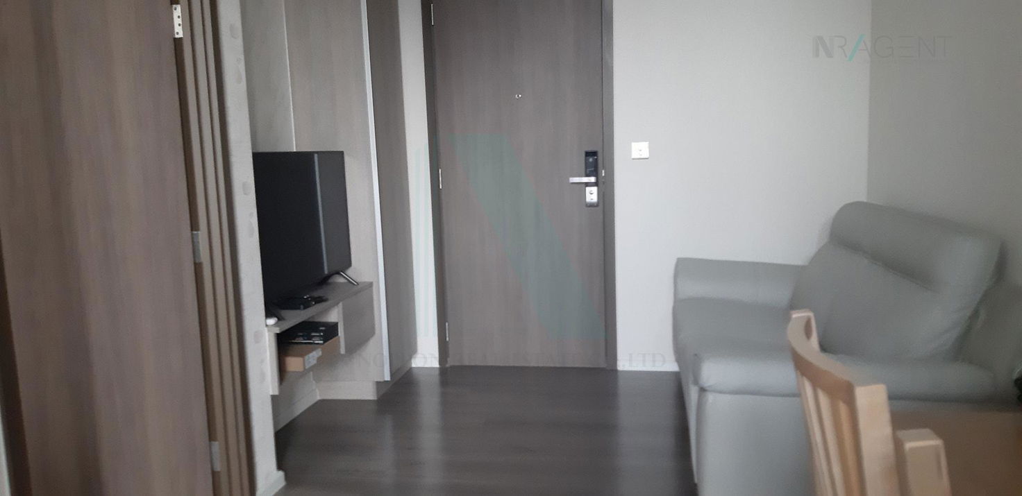 picture ð For Rent Condo WHIZDOM ESSENCE SUKHUMVIT Building 1, Floor 18,1 bed room, Room size 34.00 sqm - 2/8