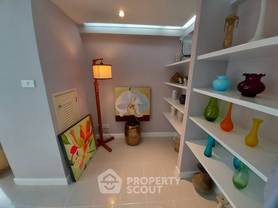 รูป คอนโด 2-ห้องนอน ที่ ศุภาลัย เพลส สุขุมวิท 39 ใกล้ BTS พร้อมพงษ์ (ID 2434535) - รูปที่ 12/19