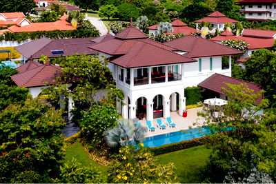 Houses for sale Royal Park Rajapruek : [920011003-88] "Luxurious Hua Hin Villa: 6BR, Pool, Prime Location"