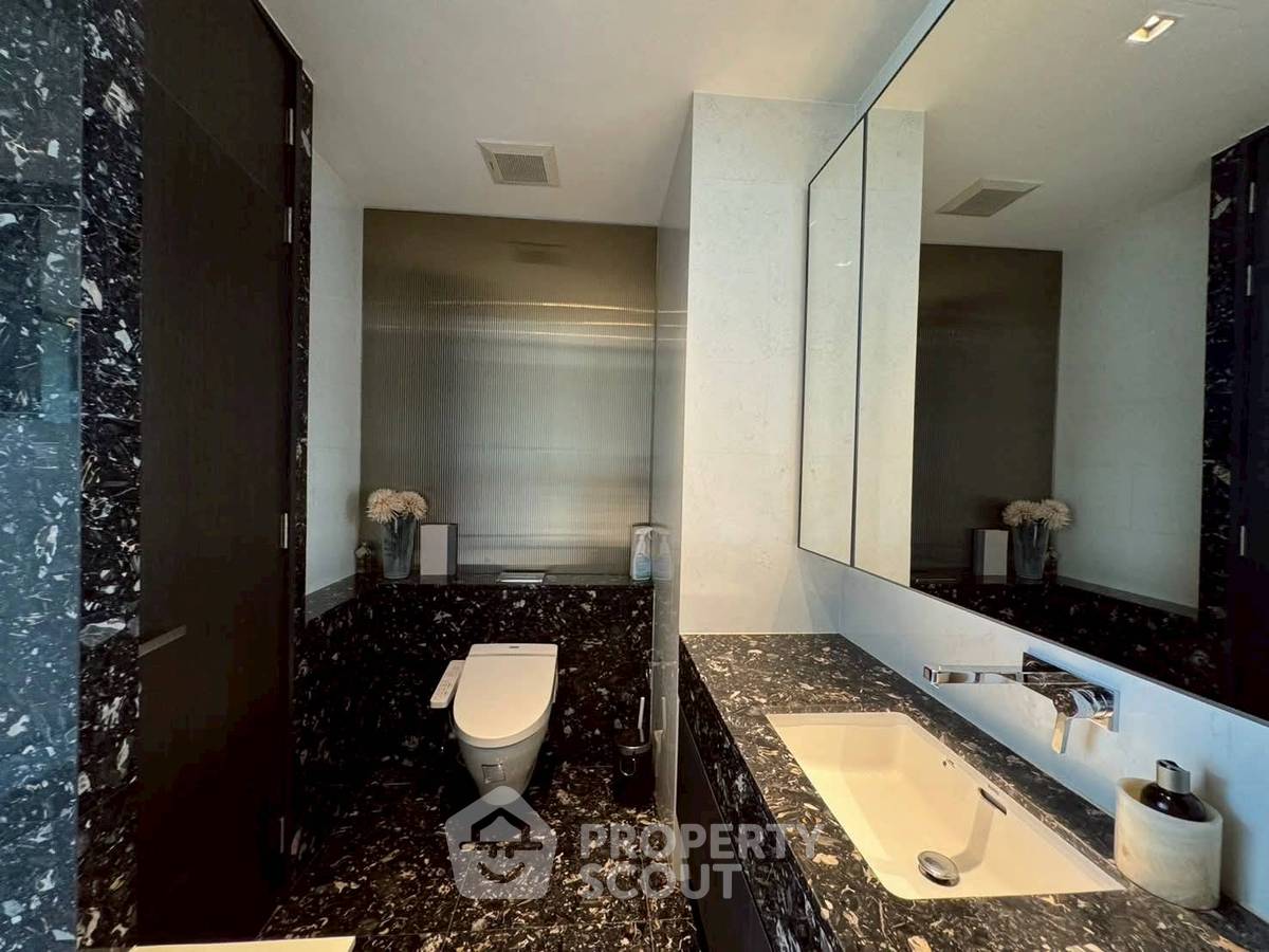 รูป คอนโด 1-ห้องนอน ที่ บีทนิค สุขุมวิท 32 ใกล้ BTS ทองหล่อ (ID 2393789) - รูปที่ 13/14