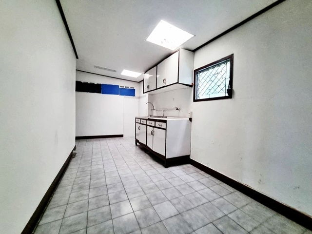 รูป พหลโยธิน26-38 BTS เสนานิคม 1.5กม. ให้เช่าบ้านชั้นเดียว รัชดา เสนานิคม 32ตรว. 160ตรม. ทำเลดี 3นอน 1น้ำ 1จอดรถ 2แอร์ สะดวก - รูปที่ 5/8