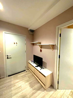 เช่าคอนโด เขตลาดพร้าว : 🎈#PN2301_218 🎈💥ด่วน💥ว่าง30 ม.ค. 69   รีบคลิก ก่อนหลุดมือ‼️ 𝗙𝗼𝗿 𝗥𝗲𝗻𝘁9️⃣ k.🔥🔥 #ใกล้MRTโชคชัย4คอนโด :   พลัมคอนโดโชคชัย4 