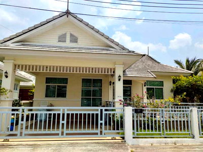 Houses for sale Pinthong Industrial Estate : Single-Storey Detached House for Sale – Great Location   The Rich Perfect Village – Suan Suea, Sriracha