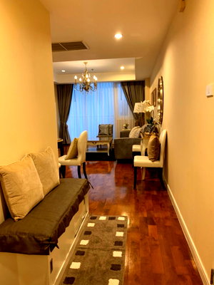 Condos for rent : 1-bedroom condo for rent at Baan Siri 24, near BTS Phrom Phong.