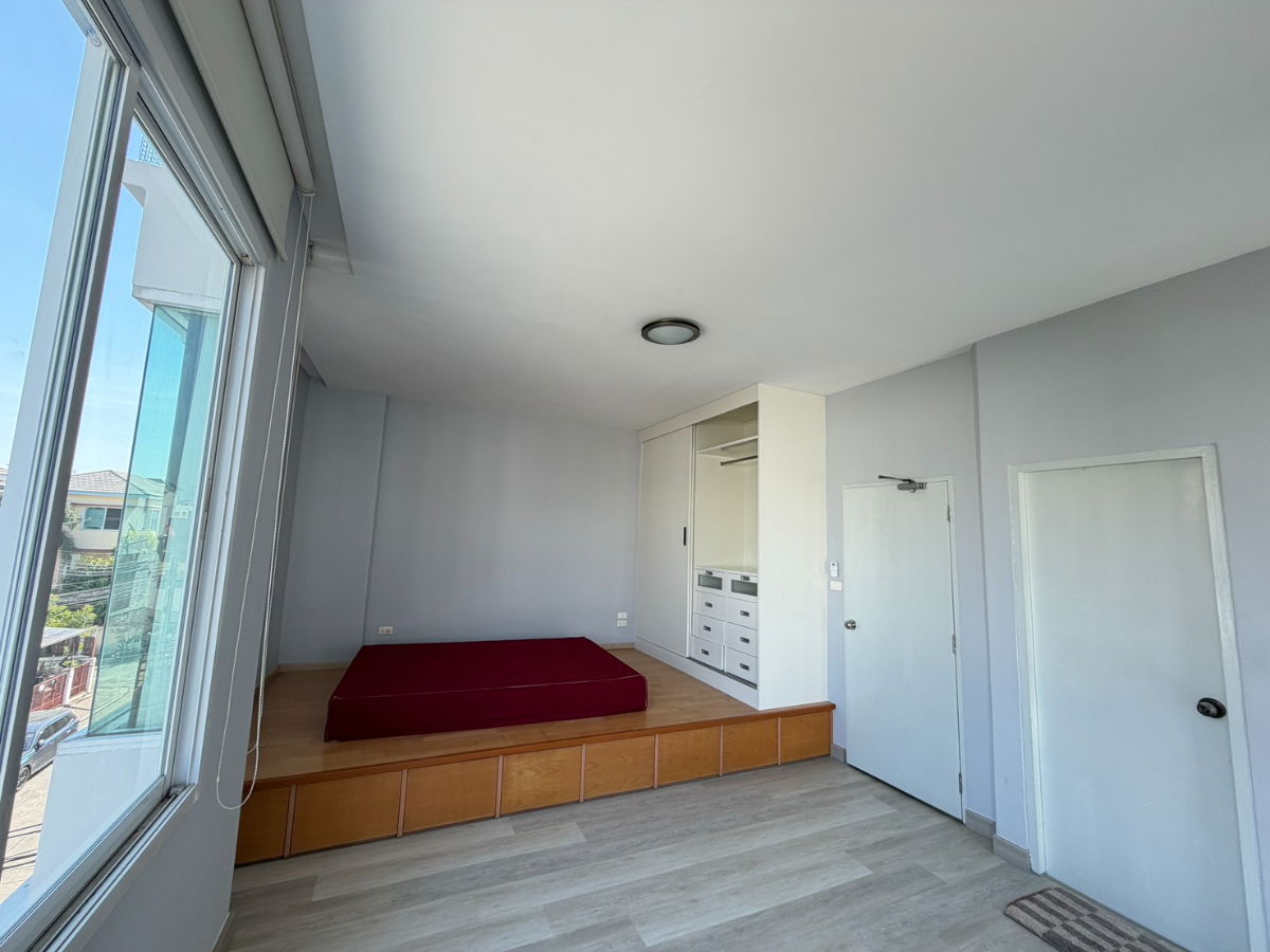 รูป ให้เช่าทาวน์เฮาส์ 3 ห้องนอน ม.ธนาพัฒน์ พระราม 3 Ref. A15260103 - รูปที่ 13/18