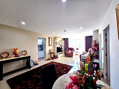 Condos for sale 62 BLOCS Market : Condo, large room, 74.94 sq m., 2 bedrooms, 2 bathrooms, Metro Condo 2 (opposite Central Khon Kaen)