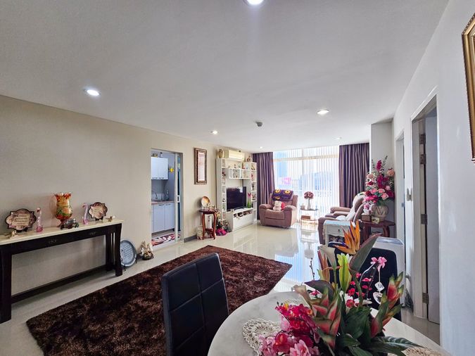 Condo, large room, 74.94 sq m., 2 bedrooms, 2 bathrooms, Metro Condo 2 (opposite Central Khon Kaen)